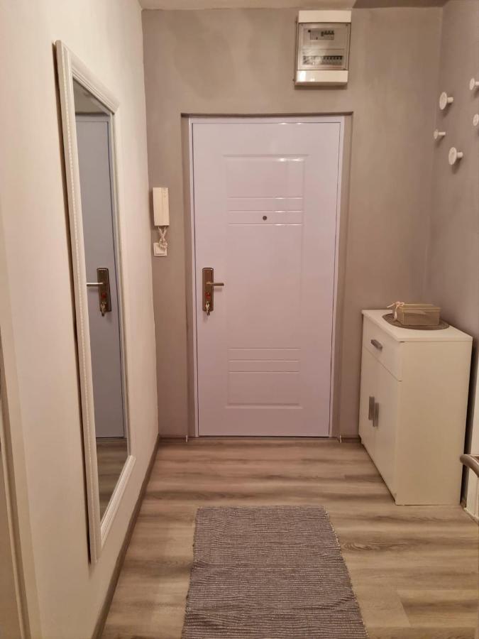 Apartman Nikol Макарска Экстерьер фото