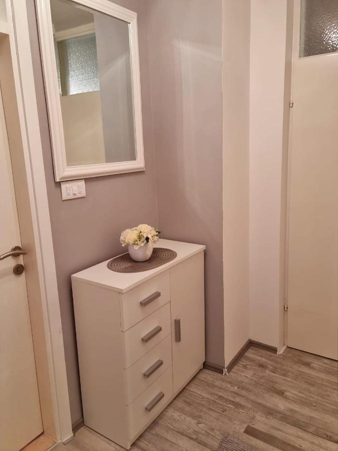 Apartman Nikol Макарска Экстерьер фото